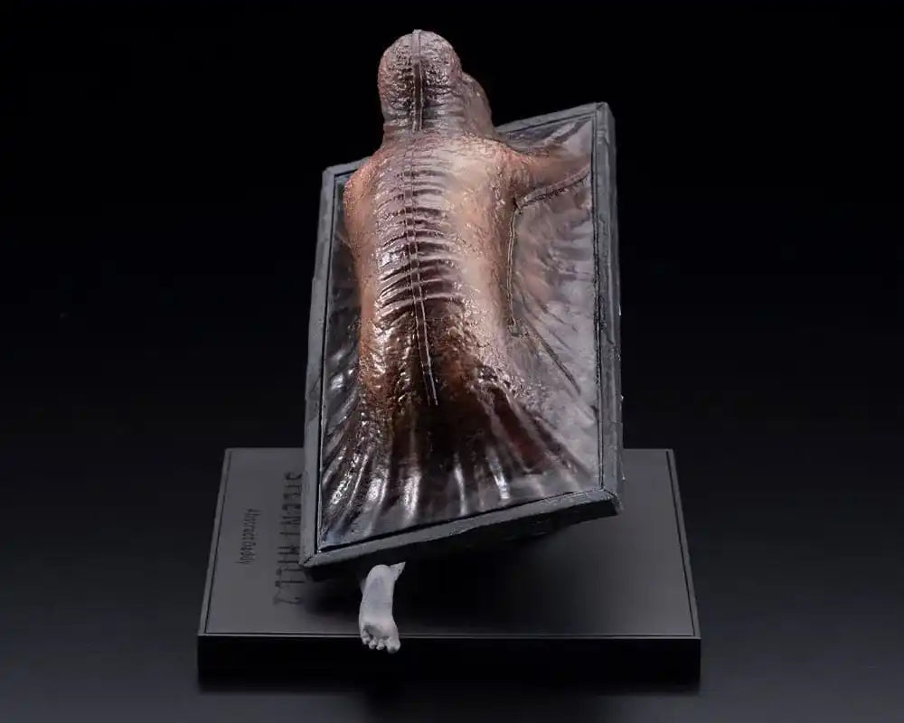 Silent Hill 2 Oshi Works Statue Abstract Daddy 15 cm