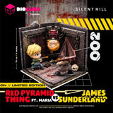 Silent Hill DioCube PVC Diorama Silent Hill 2 Red Pyramid Thing Vs James Sunderland Ft. Maria 15 cm - Smalltinytoystore