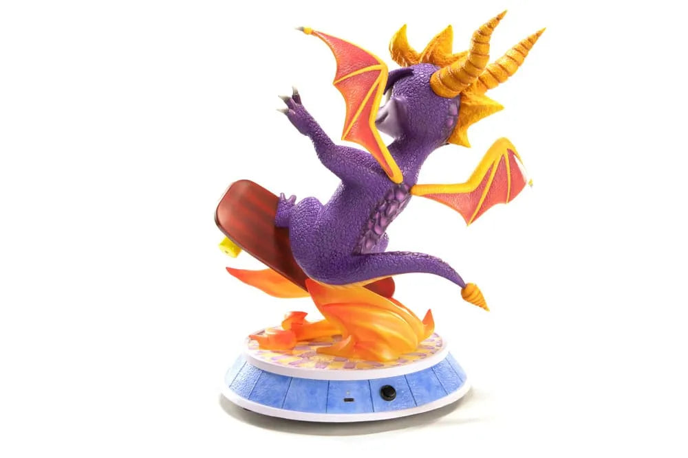Spyro : Year of the Dragon PVC Statue Spyro Skateboard 34 cm - Smalltinytoystore