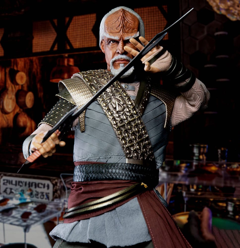 Star Trek: Picard Actionfigur 1/6 Worf 30 cm - Smalltinytoystore