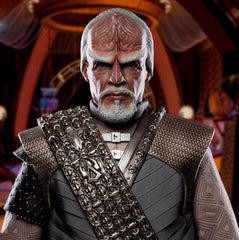 Star Trek: Picard Actionfigur 1/6 Worf 30 cm - Smalltinytoystore