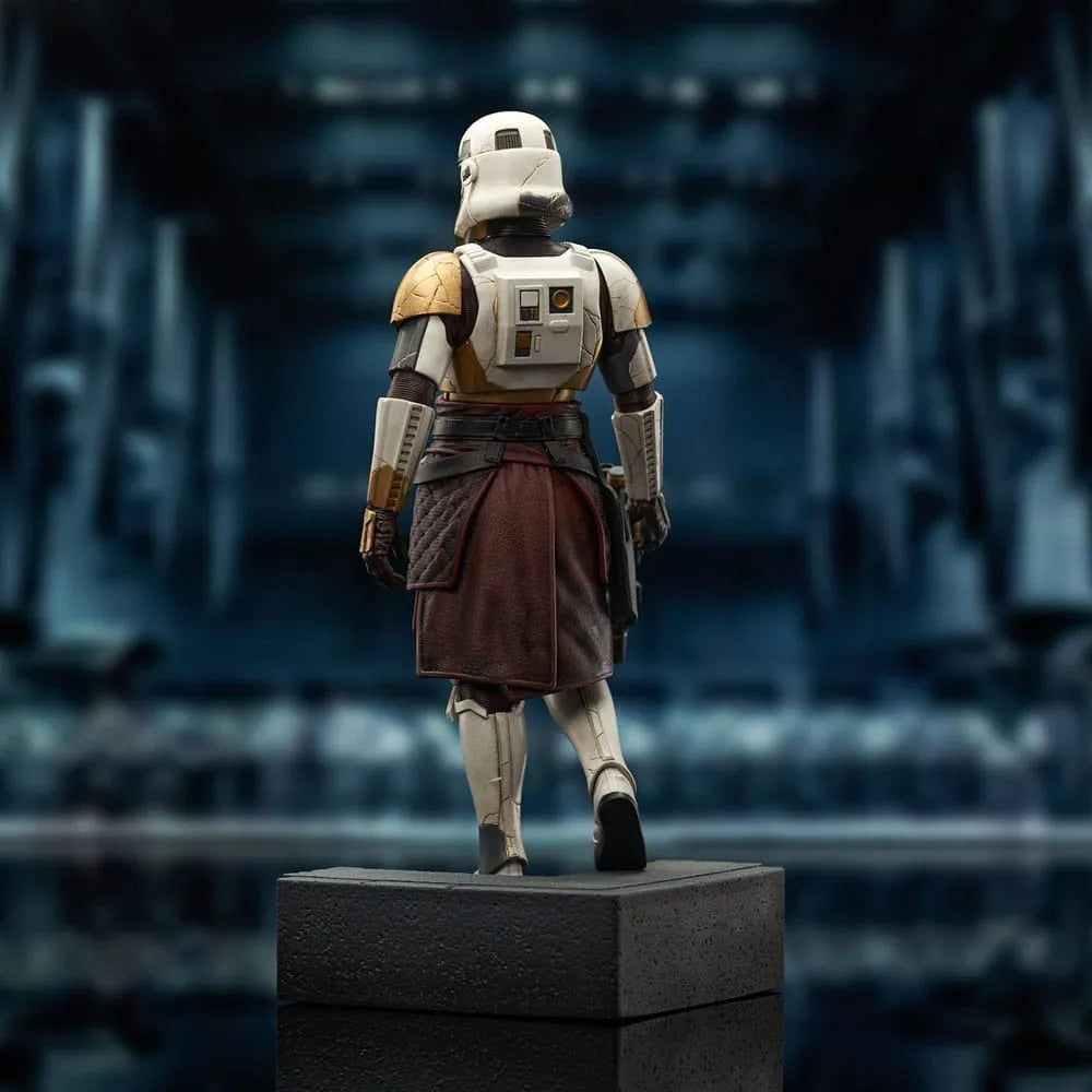 Star Wars: Ahsoka Premier Collection Statue 1/7 Captain Enoch 28 cm - Smalltinytoystore