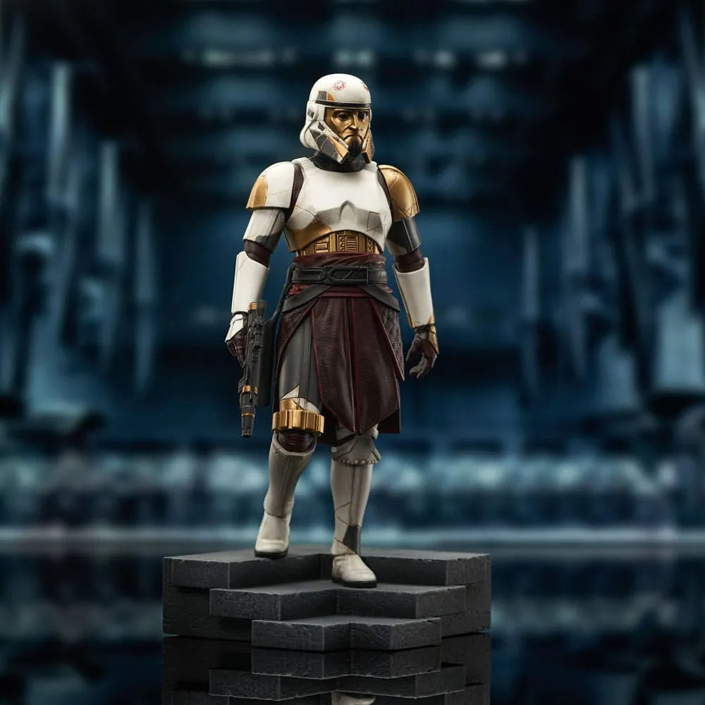 Star Wars: Ahsoka Premier Collection Statue 1/7 Captain Enoch 28 cm - Smalltinytoystore