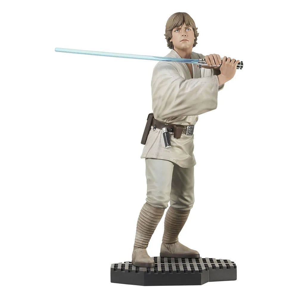 Star Wars Episode IV Milestones Statue 1/6 Luke Skywalker (Training) 30 cm - Smalltinytoystore