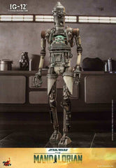 Star Wars The Mandalorian 1/6 IG-12 36 cm - Smalltinytoystore