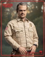 Stranger Things Actionfigur 1/6 Jim Hopper (Season 1) 32 cm - Smalltinytoystore