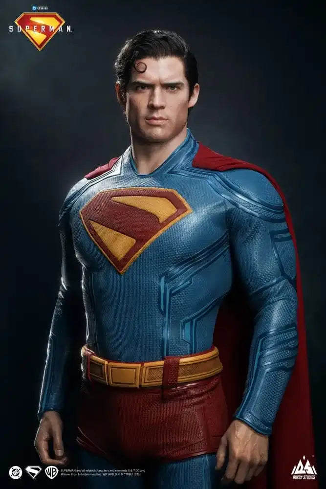 Superman 2025 Life-Size Statue Superman 208 cm - Smalltinytoystore
