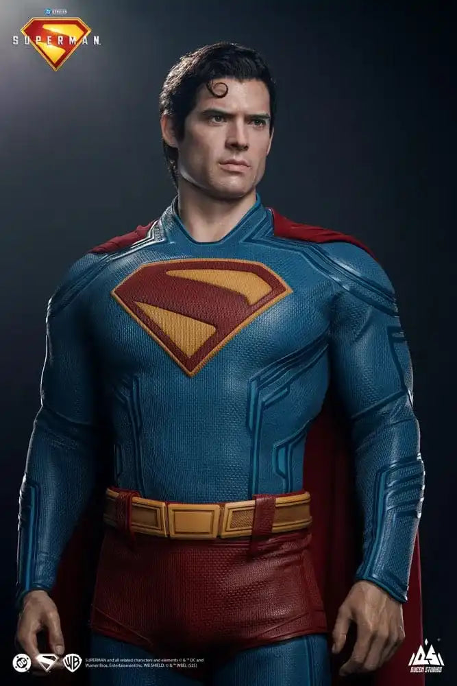 Superman 2025 Life-Size Statue Superman 208 cm - Smalltinytoystore