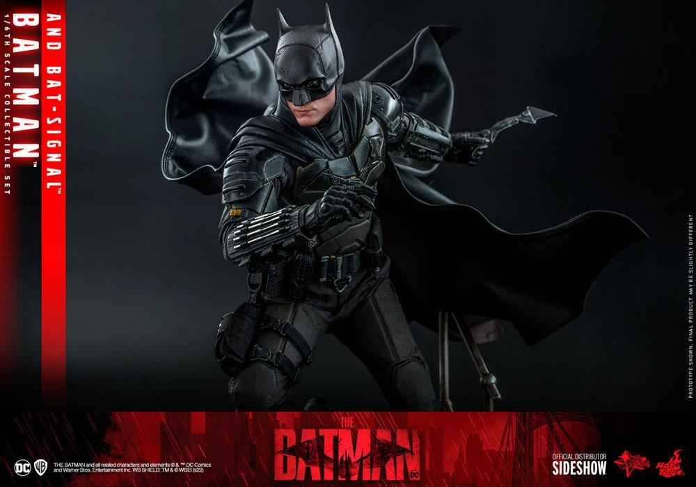 The Batman Movie Masterpiece 1/6 Batman with Bat-Signal 31 cm - Smalltinytoystore