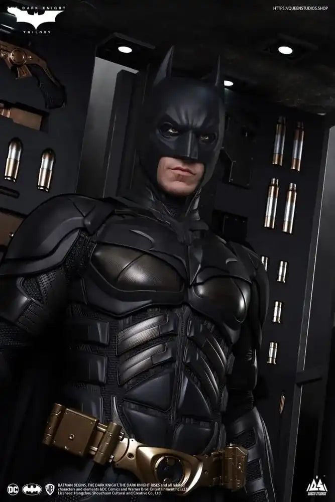 The Dark Knight Life-Size Statue Batman Ultimate Edition 207 cm - Smalltinytoystore