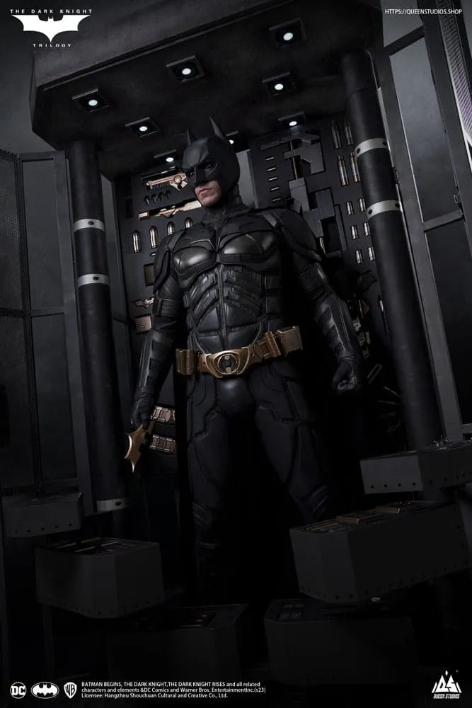 The Dark Knight Life-Size Statue Batman Ultimate Edition 207 cm - Smalltinytoystore