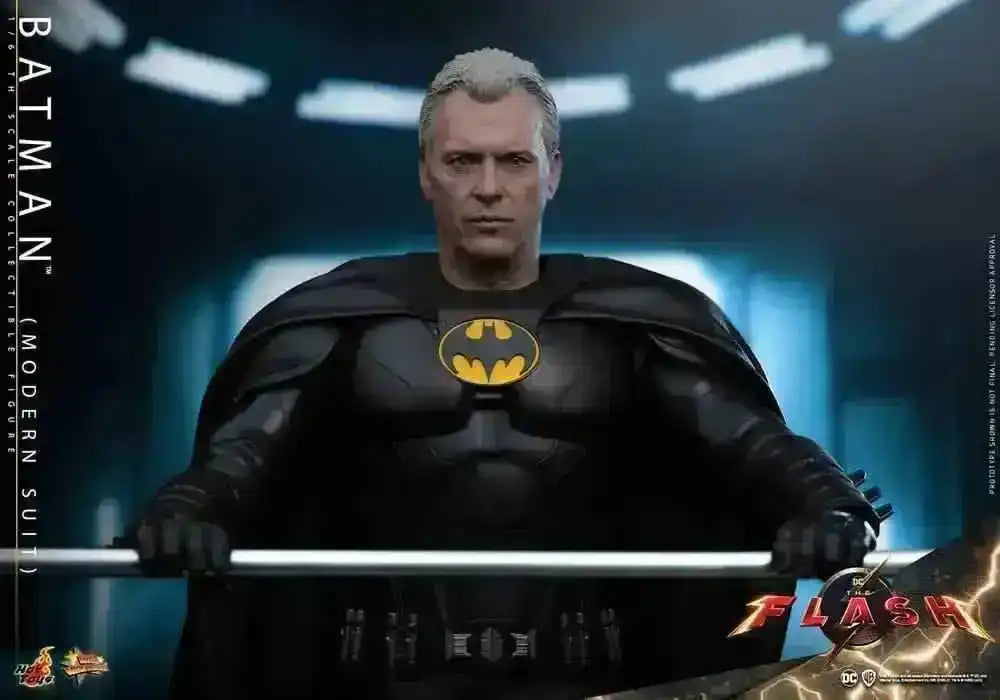 The Flash Movie Masterpiece 1/6 Batman (Modern Suit) 30 cm HOT TOYS - Smalltinytoystore