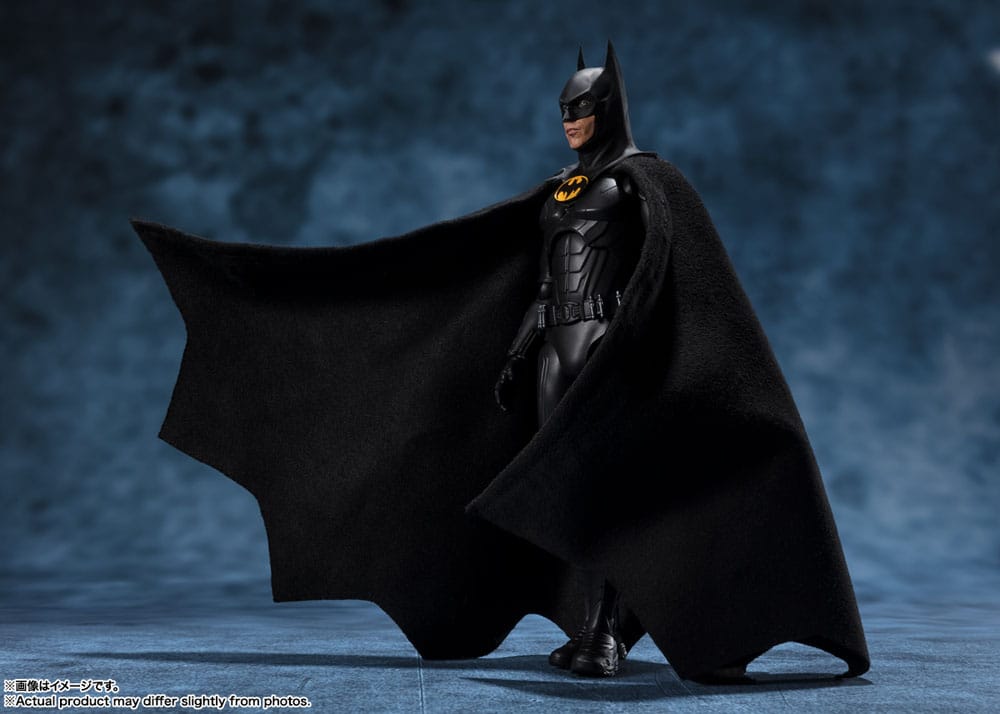 The Flash S.H. Figuarts Actionfigur Batman 15 cm - Smalltinytoystore