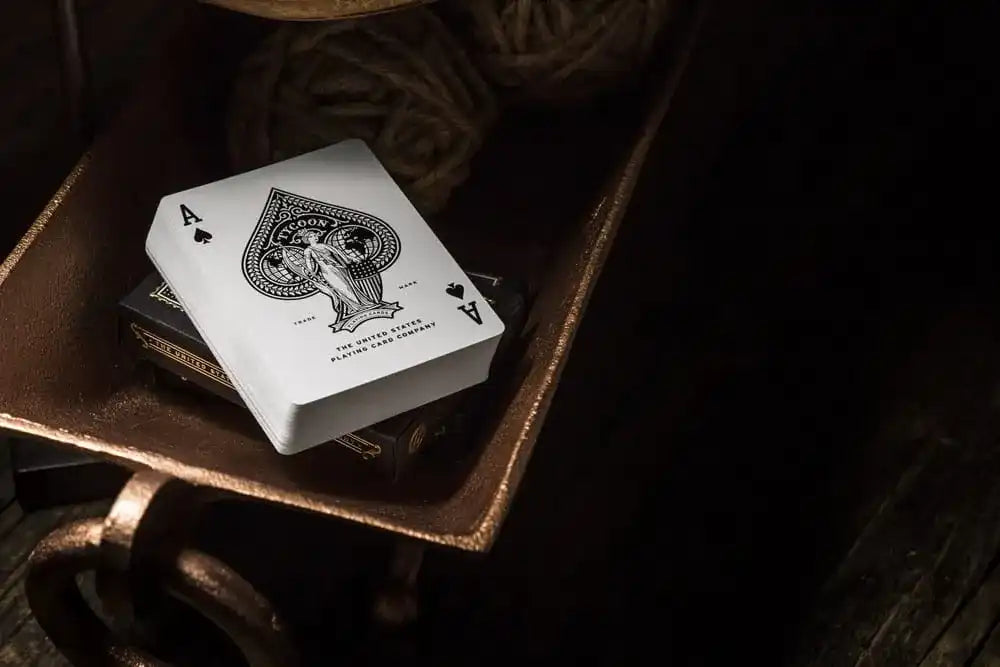 Tycoon Spielkarten Black - Smalltinytoystore