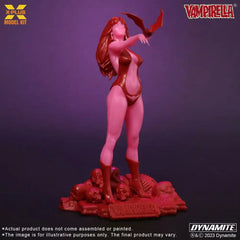 Vampirella Plastic Model Kit 1/8 Vampirella 2.0 Jose Gonzales Edition (Glows in the Dark) 23 cm - Smalltinytoystore