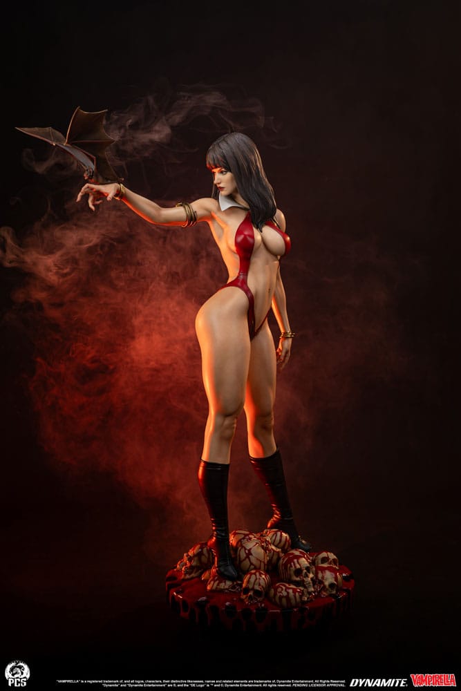 Vampirella Statue 1/2 Vampirella 112 cm - Smalltinytoystore