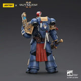 Warhammer 40,000: Space Marine 2 Actionfigur Ultramarines Relic Primus Armourwith Plasma Pistol and Combat Blade 13 cm