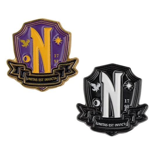 Wednesday Ansteck-Pins 2er-Pack Nevermore Academy - Smalltinytoystore