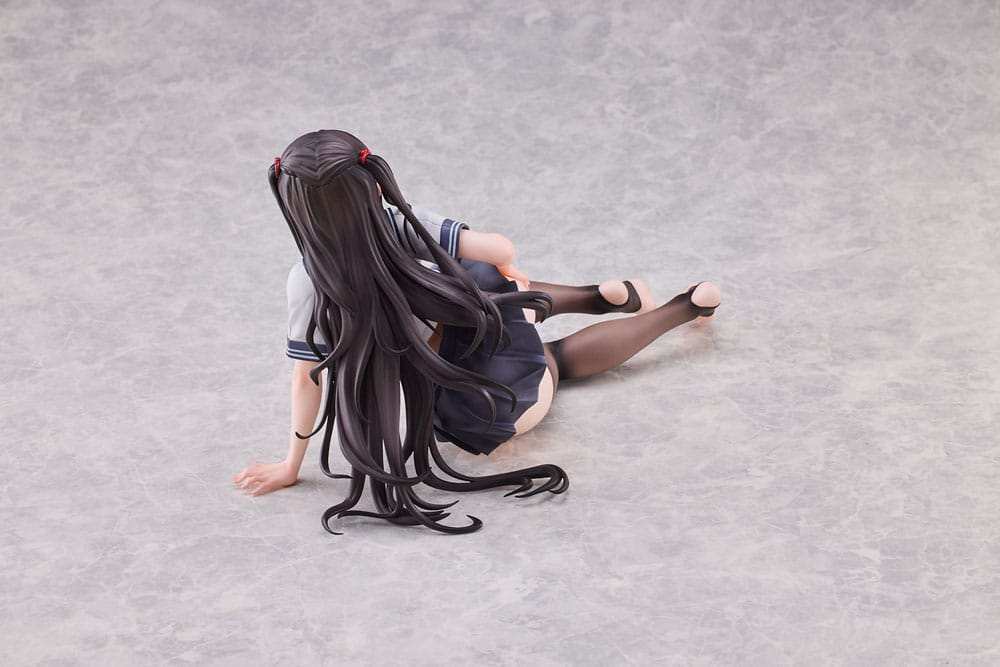 World Where the Thickness of a Girl's Thighs is Equal to Her Social Status Statue 1/5 Iroha Shishikura 14 cm - Smalltinytoystore