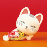 Dandadan Fluffy Puffy PVC-Figur Turbo Granny (Beckoning Cat Ver. A) 8 cm