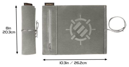 Enhance Tabletop-Zubehör Roll on a Scroll Würfel und Würfelmatte Silber