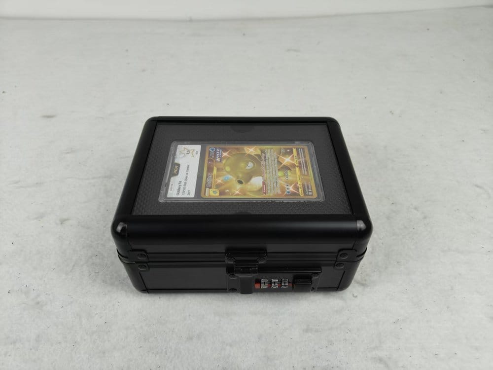 Evoretro Graded Card Display- und Transportkoffer mit Sichtfenster Schwarz