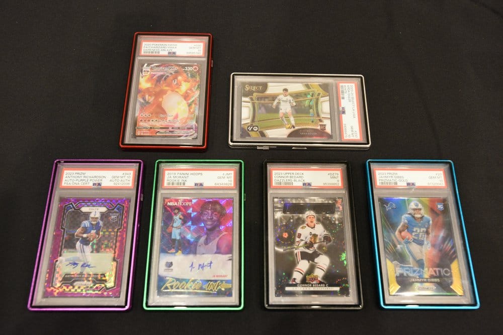 Slab-Schutzhüllen für PSA Graded Cards Rot