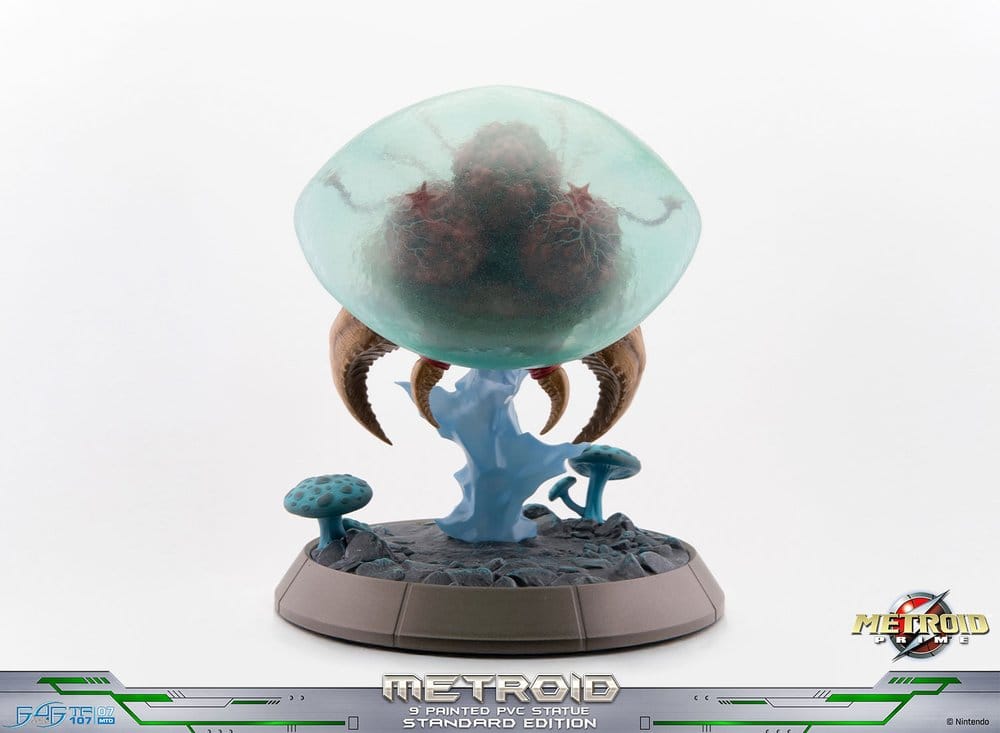 Metroid Prime PVC Figur Metroid (Standard) (Glow in the Dark) 21 cm