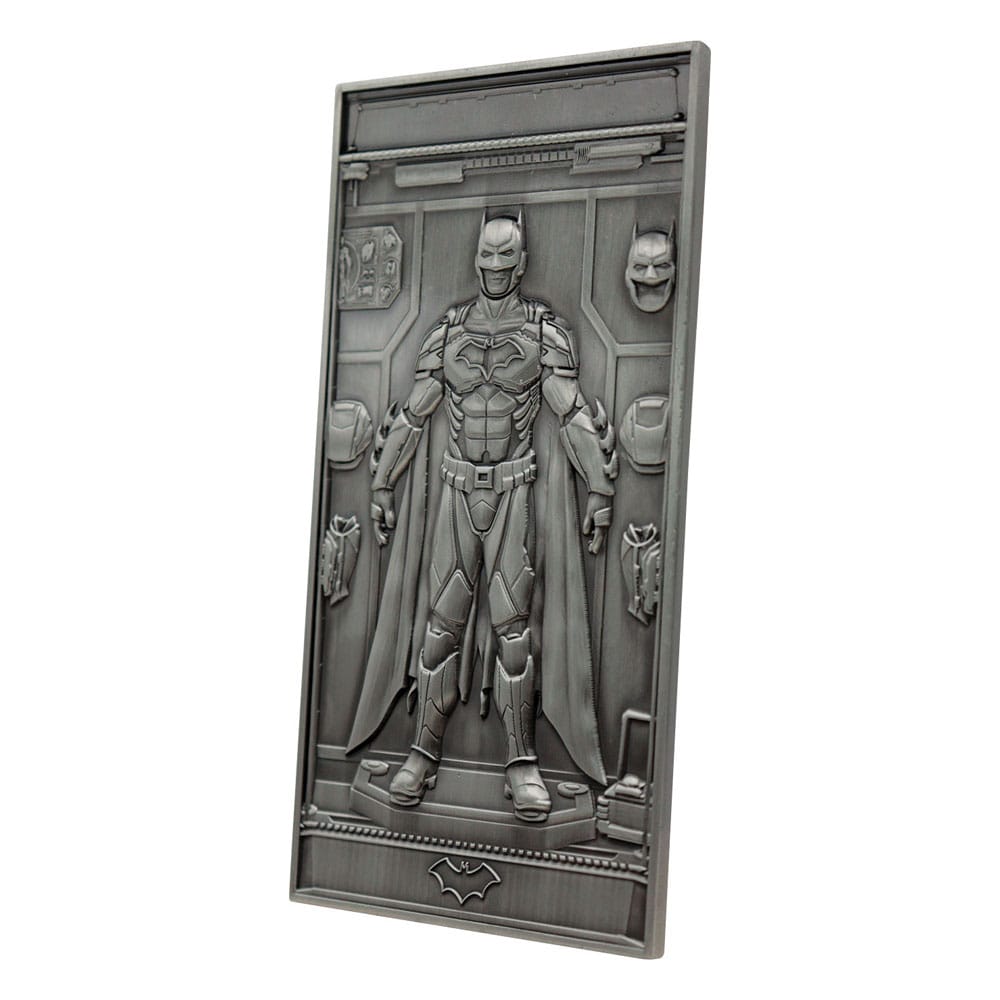 DC Comics Metallbarren Batman Armour Limited Edition