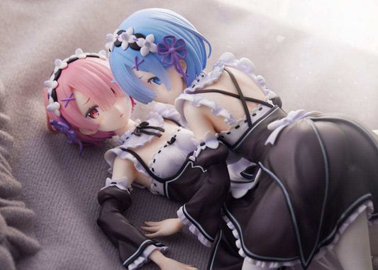 Re:Zero Starting Life in Another World PVC Statue 1/7 Ram & Rem 9 cm