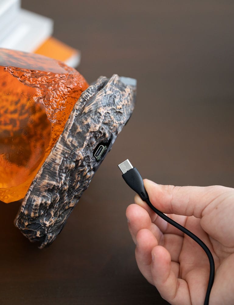 Jurassic Park Lampe mit USB-C Amber