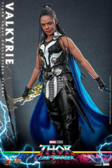 Thor Love and Thunder Masterpiece 1/6 Valkyrie 28 cm HOT TOYS - Smalltinytoystore