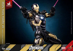 Marvel's The Avengers Diecast Movie Masterpiece Actionfigur 1/6 Iron Man Mark VII (Black & Gold Version) 32 cm HOT TOYS