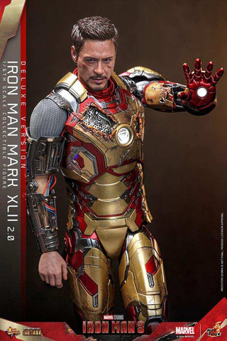 Iron Man 3 Movie Masterpiece Diecast 1/6 Iron Man Mark XLII (2.0) Deluxe HOT TOYS