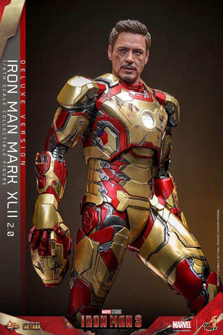 Iron Man 3 Movie Masterpiece Diecast 1/6 Iron Man Mark XLII (2.0) Deluxe HOT TOYS