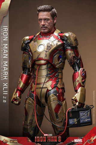 Iron Man 3 Movie Masterpiece Diecast 1/6 Iron Man Mark XLII (2.0) HOT TOYS