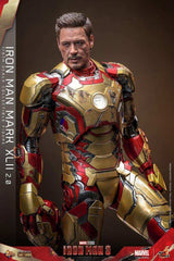 Iron Man 3 Movie Masterpiece Diecast 1/6 Iron Man Mark XLII (2.0) HOT TOYS