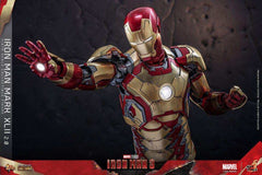 Iron Man 3 Movie Masterpiece Diecast 1/6 Iron Man Mark XLII (2.0) HOT TOYS