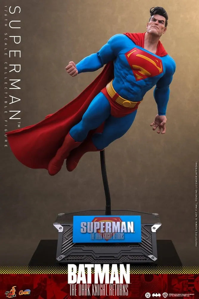 Batman: The Dark Knight Returns Comic Masterpiece Actionfigur 1/6 Superman 34 cm