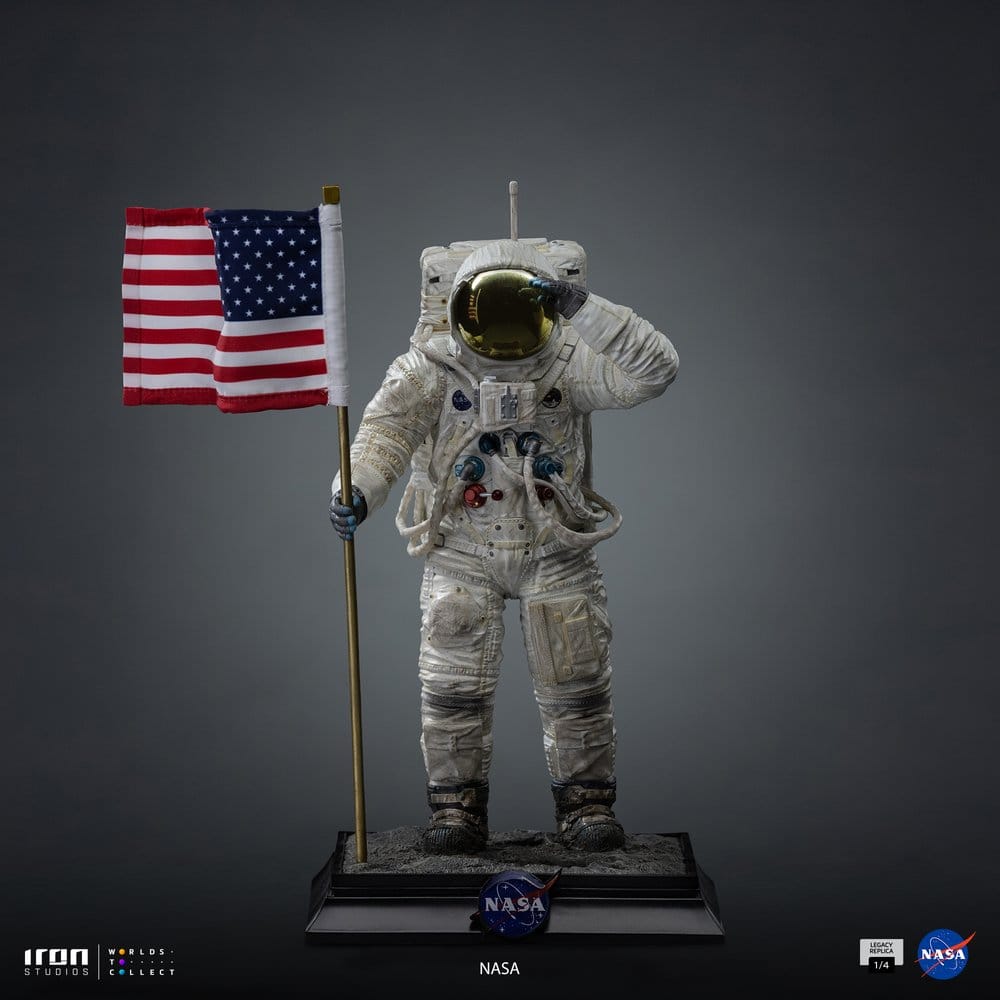 NASA Legacy Replica Statue 1/4 Apollo 11 Astronaut 58 cm