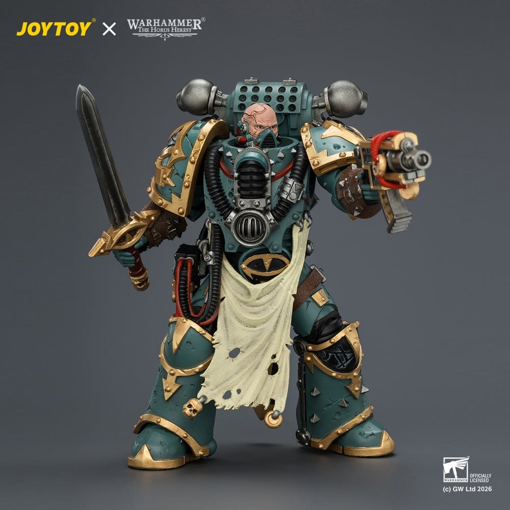 Warhammer Actionfigur Sons of Horus Maloghurst the Twisted, the Warmaster's Equerry 13 cm