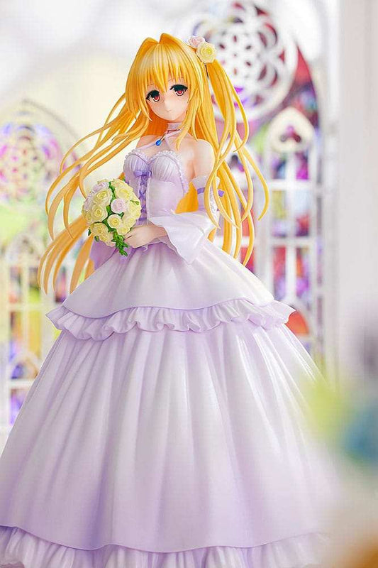 To Love-Ru Darkness PVC Statue 1/7 Golden Darkness Wedding Dress Ver. 23 cm