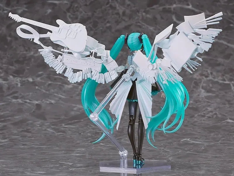 Character Vocal Series 01: Hatsune Miku Plamatea Plastic Model Kit Happy 16th Birthday Ver. 16 cm