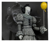 Es Welcome to Derry Movie Maniacs Figur Pennywise (Black &amp; White) 16 cm