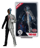DC Direct Page Punchers Actionfigur Two-Face (Batman 89) (Red Platinum Edition) 19 cm