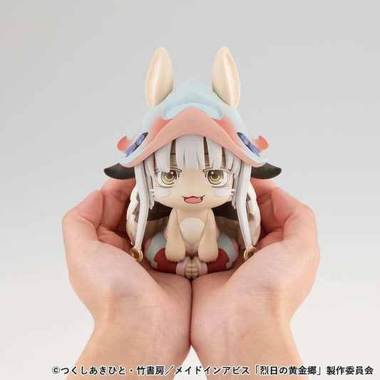 Made in Abyss: The Golden City of the Scorching Sun Look Up PVC Statue Nanachi 11 cm (With Gift)