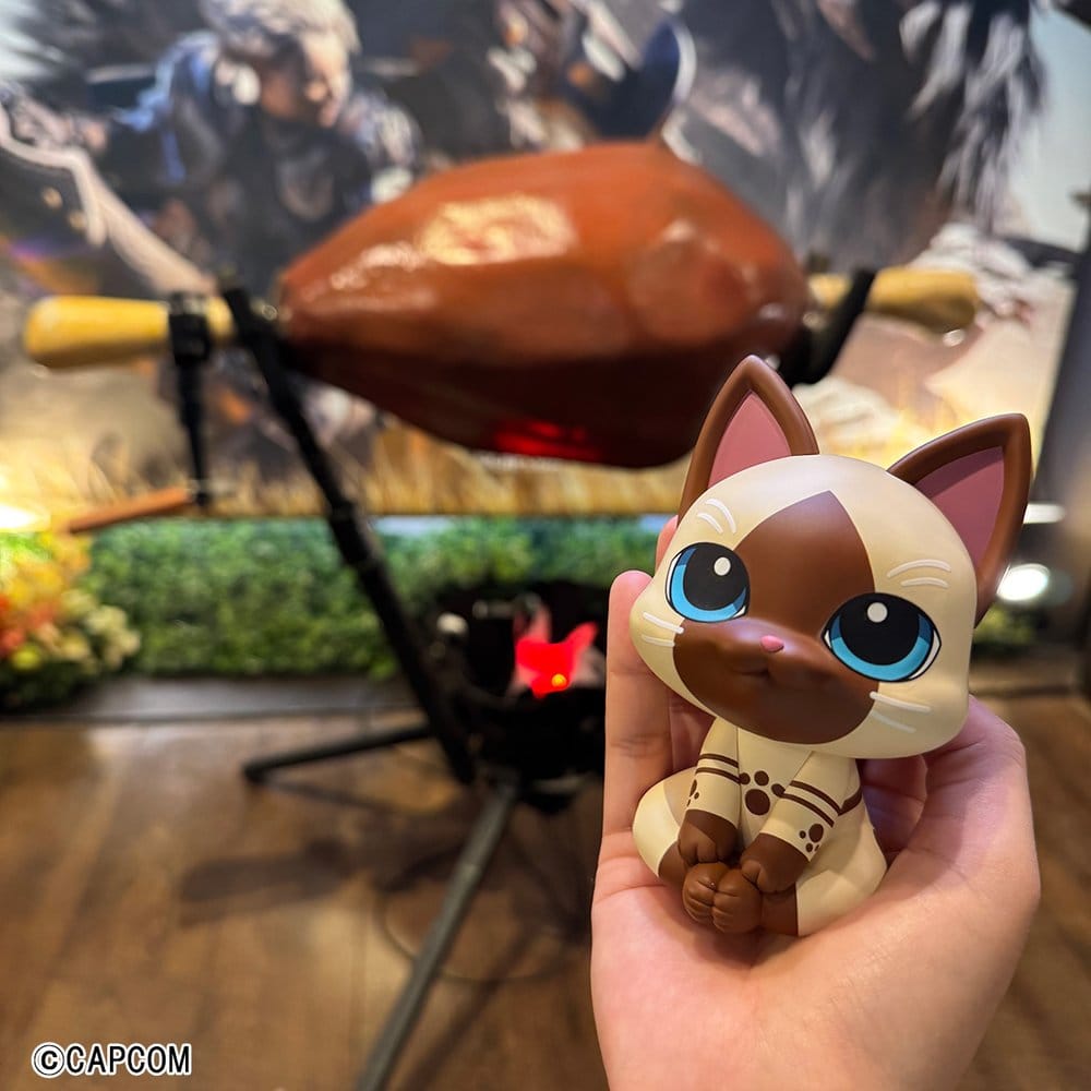 Monster Hunter Look Up PVC Figur Airou 11 cm (with gift)
