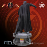 The Flash Lebensgroße Statue Batman Keaton 228 cm