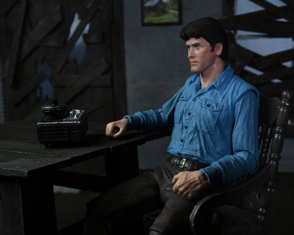 Tanz der Teufel Actionfigur Ultimate Ash 18 cm