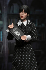 Wednesday Actionfigur Wednesday (Classic Dress) 20 cm